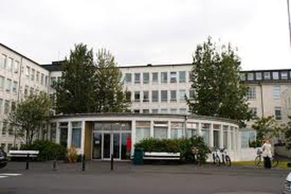 Í Bítið - Reynir Tómas Geirsson yfirlæknir kvenlækninga um aðbúnað LSH