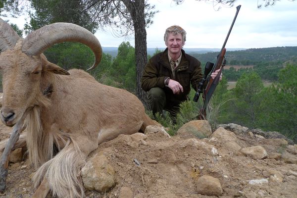 Árni Baldursson, framkvæmdarstjóri Lax-á drepur dýr sér til skemmtunnar