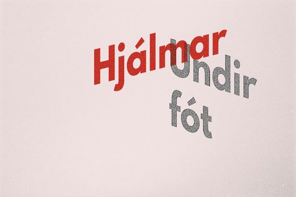 Hjálmar - Undir fót