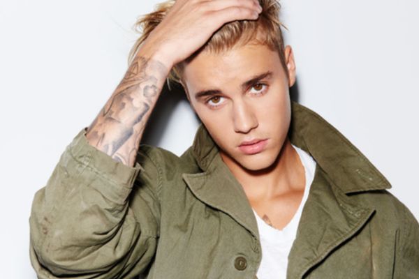 Ósk Gunnars - Justin Bieber fær sér húðflúr á andlitið