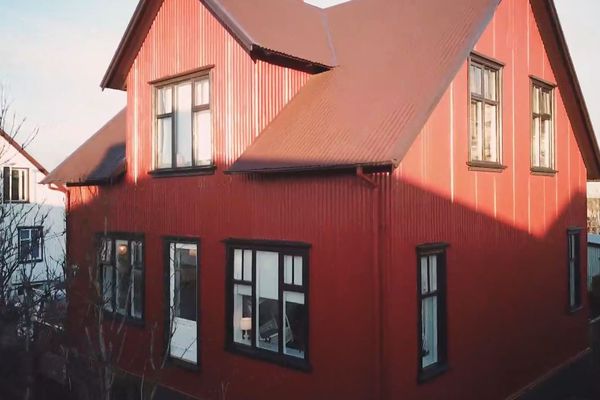 Tóku gamalt hús í Reykjanesbæ í gegn