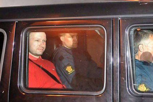 Erlendur fréttaannáll 2011