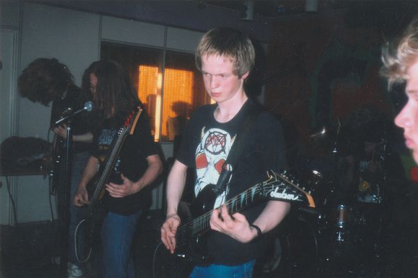 Patronian sameinar Fróða og Death