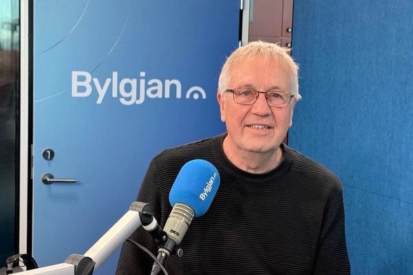 Fyrirleit dægurlagatónlist allt til tíu ára aldurs