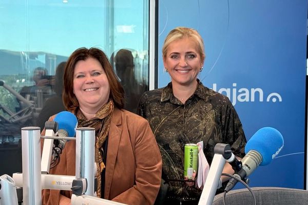 Hart tekist á um fjárlögin