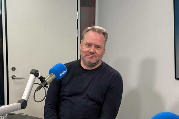 Stór orð um landráð, herskyldu og brot á stjórnarskrá eiga ekki við rök að styðjast