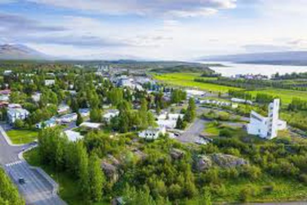Áfram besta veðrið fyrir austan