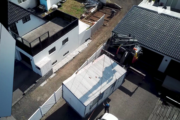 Jói og Atli hefja kofastríð í Gulla byggi