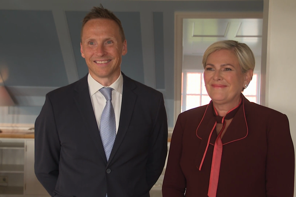 Halla Tómasdóttir og Björn Skúlason mætt á Bessastaði