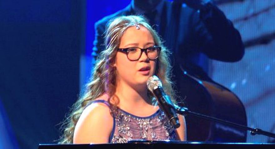 Ísland Got Talent - Laufey Lín í lokaþættinum - Sjónvarp - Vísir